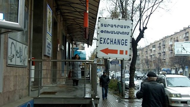 Валюты Грузии, Армении и Таджикистана стали самыми сильными в мире