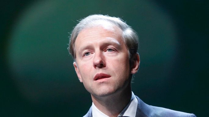 Миллиарды Мантурова. Что известно о новом российском вице-премьере