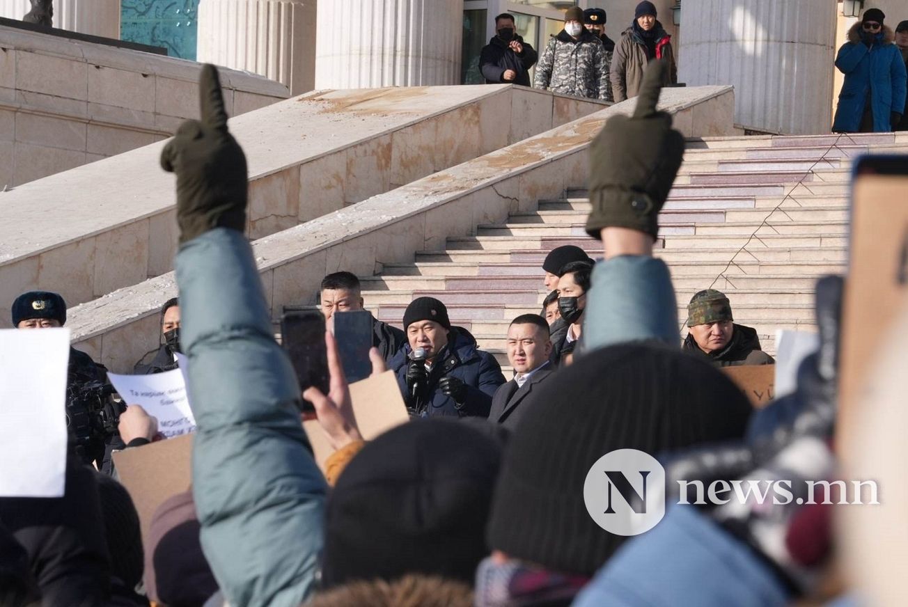 В Монголии продолжаются митинги против правительства