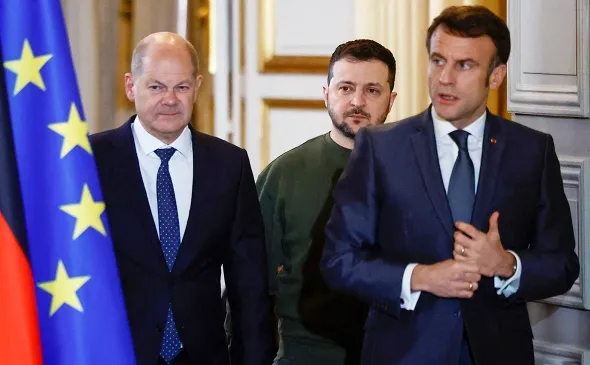 Британия, Франция и ФРГ подталкивают Зеленского к переговорам с РФ