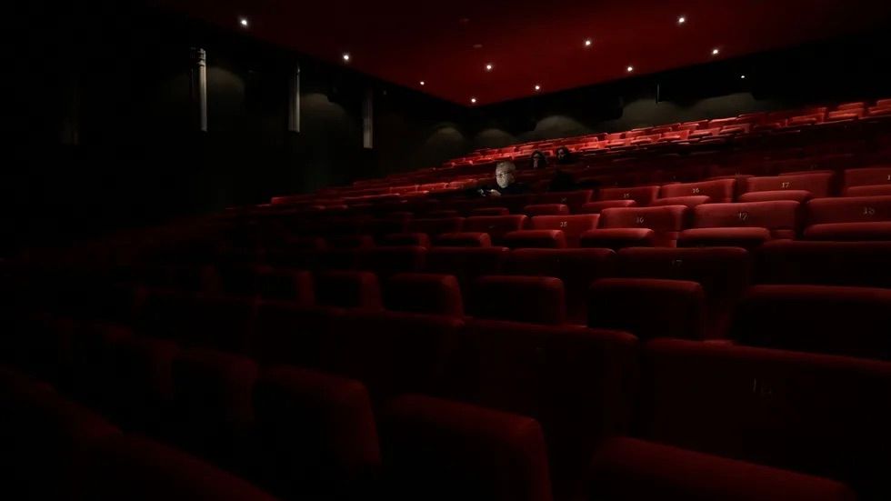 Экс-министр культуры РФ предложил ввести "параллельный прокат" фильмов