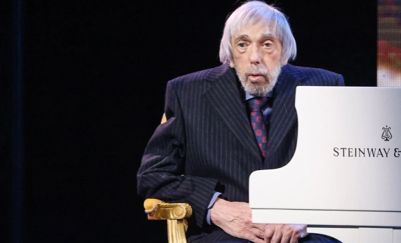 Умер Эдуард Артемьев - автор музыки к фильмам Тарковского