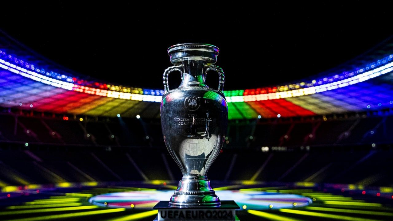 Российскую сборную по футболу отстранили от Чемпионата Европы 2024