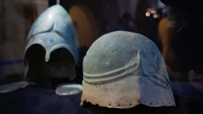 Экс-нардеп Украины украл из музея Крыма более шести тысяч артефактов