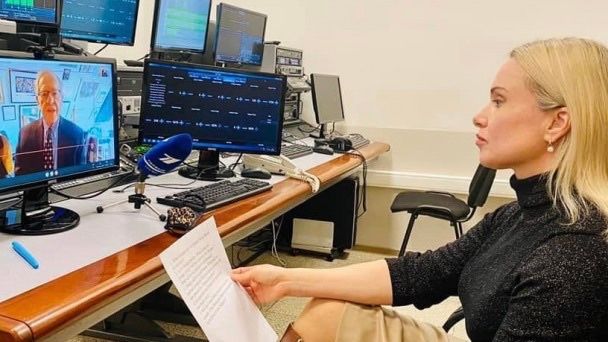 Российский "Первый канал" на 20% поднял зарплату сотрудникам информационной редакции