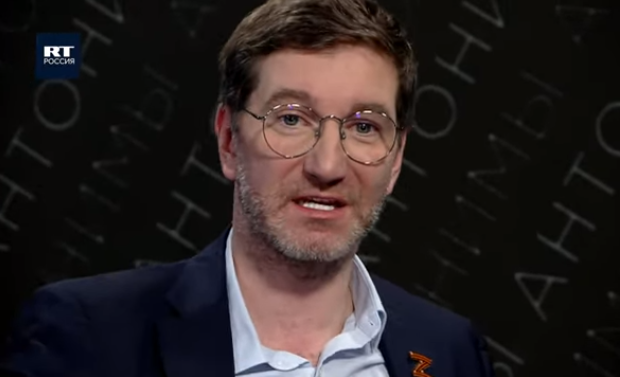 Ведущий, призывавший сжигать украинских детей, вернулся в эфир RT