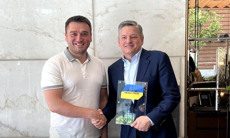 Украина наградила Netflix за поддержку на фоне российской агрессии