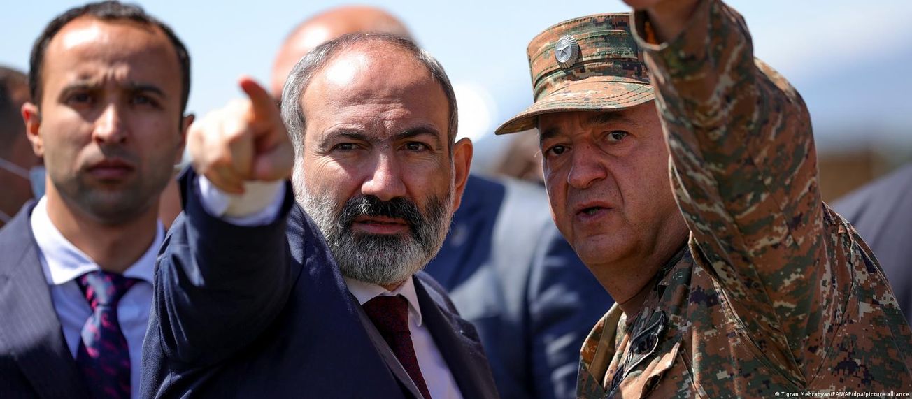 Армия Азербайджана продвинулась на 7,5 км вглубь Армении