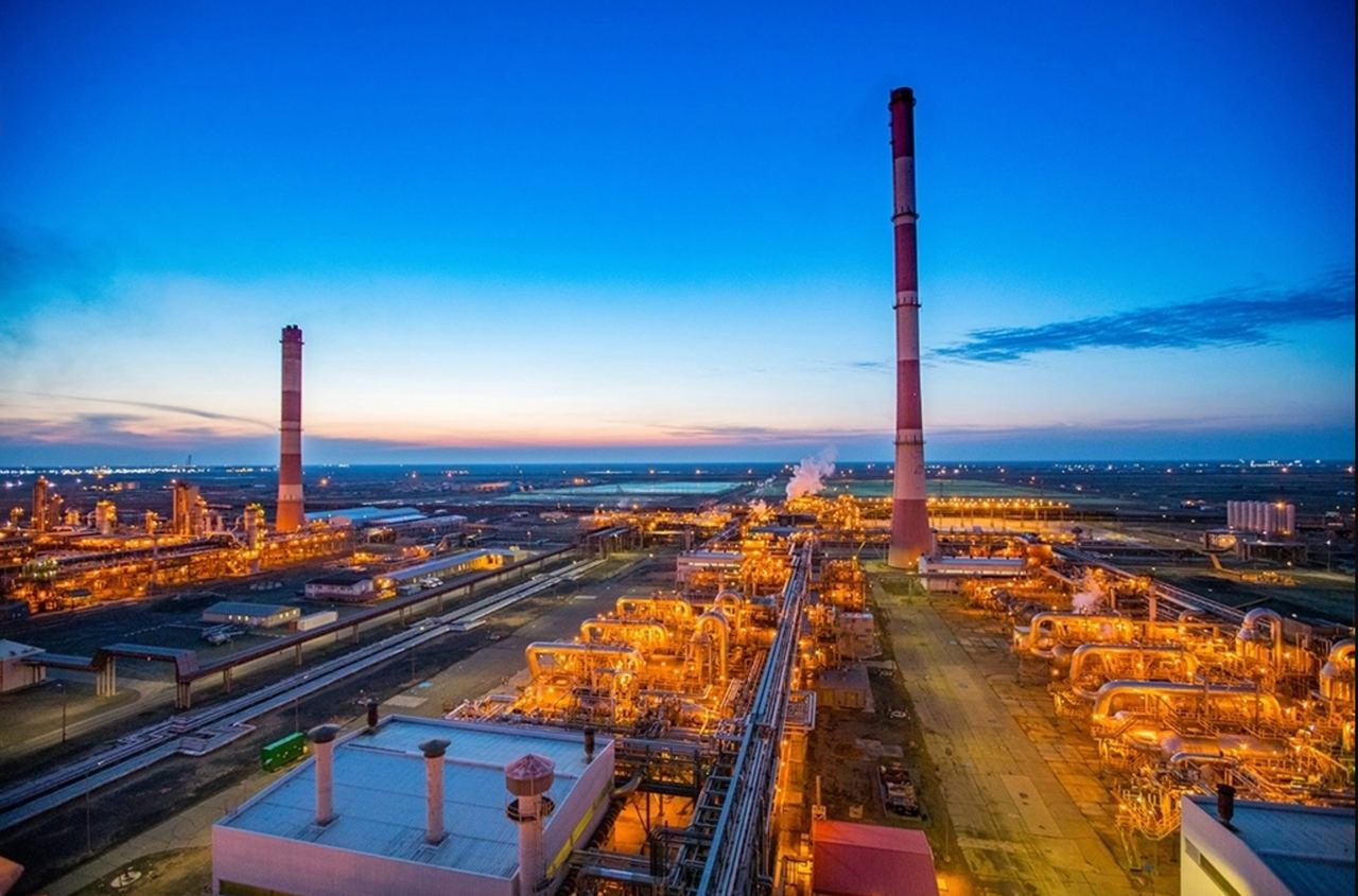 В Казахстане взорвалось месторождение нефти