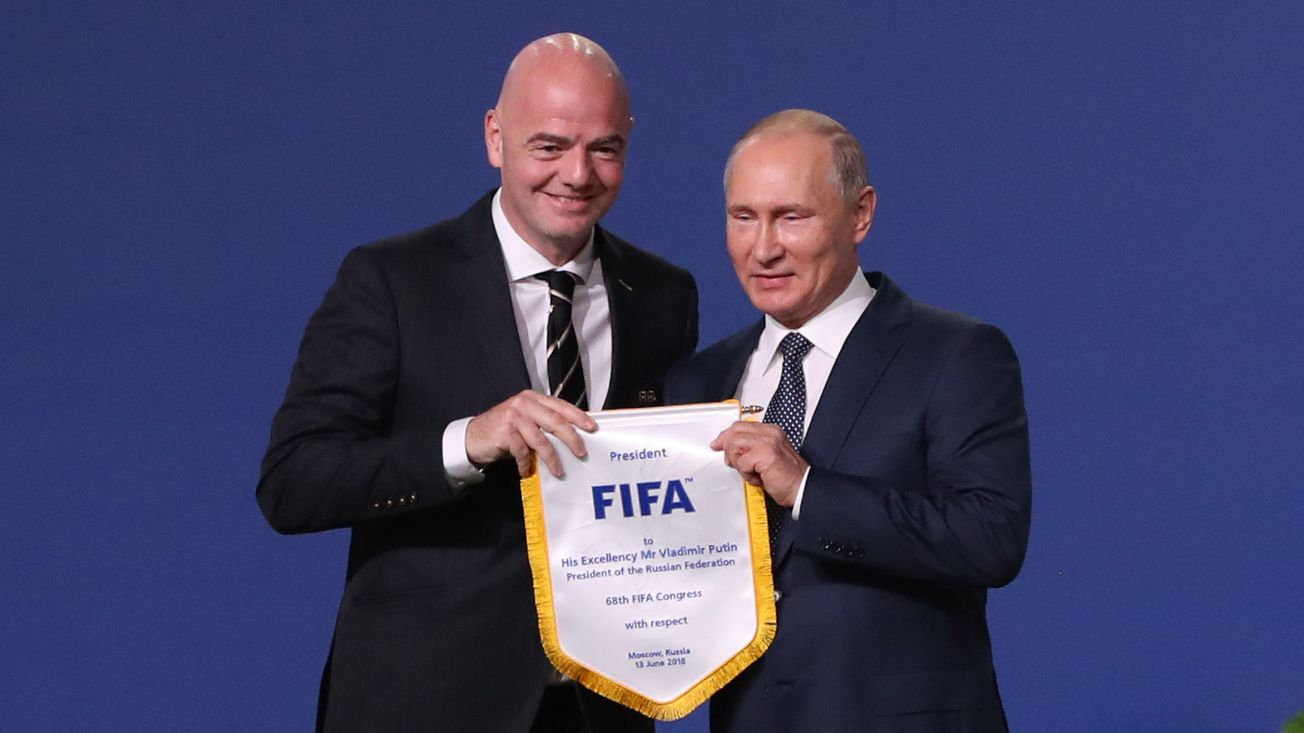 Украина потребовала исключить Россию из ФИФА и УЕФА