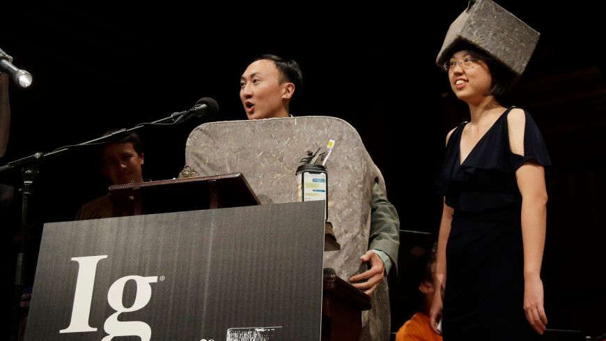 Шнобелевскую премию дали за исследование о запорах скорпионов