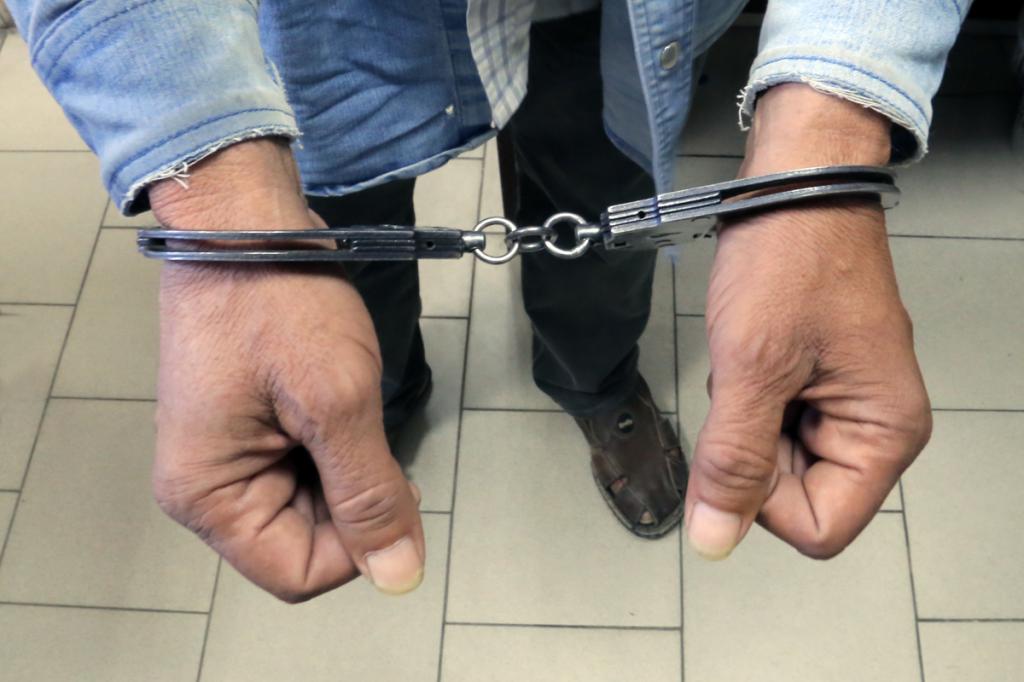 Суд в Крыму арестовал диджея, который включил песню об "Азове"