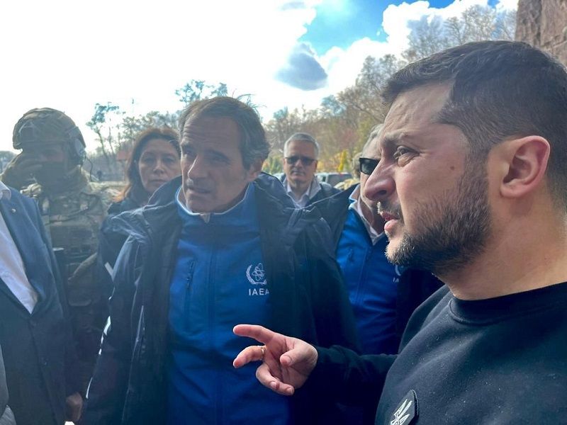 Директор МАГАТЭ приехал в Запорожье и встретился с Зеленским