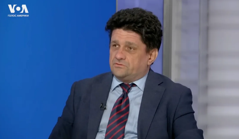 Адвокат осужденного на 25 лет Кара-Мурзы уехал из России