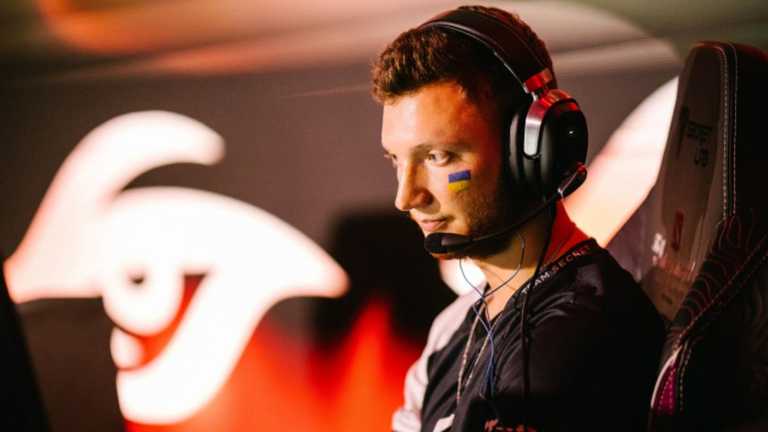 Украинский киберспортсмен сыграет в составе российской команды на турнире в Германии