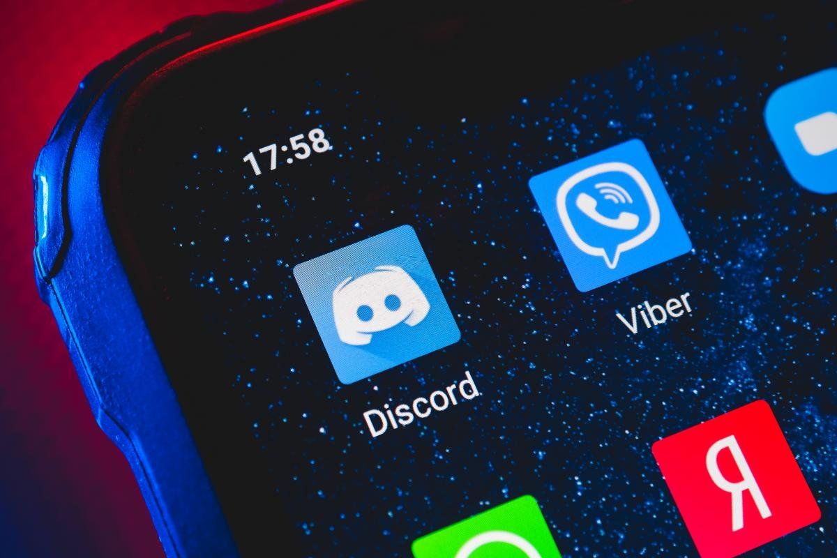 Утечка секретных документов Пентагона произошла через чат подростков в Discord — AP