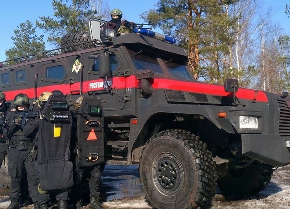 Росгвардия получит танки и тяжелое вооружение - для защиты режима Путина