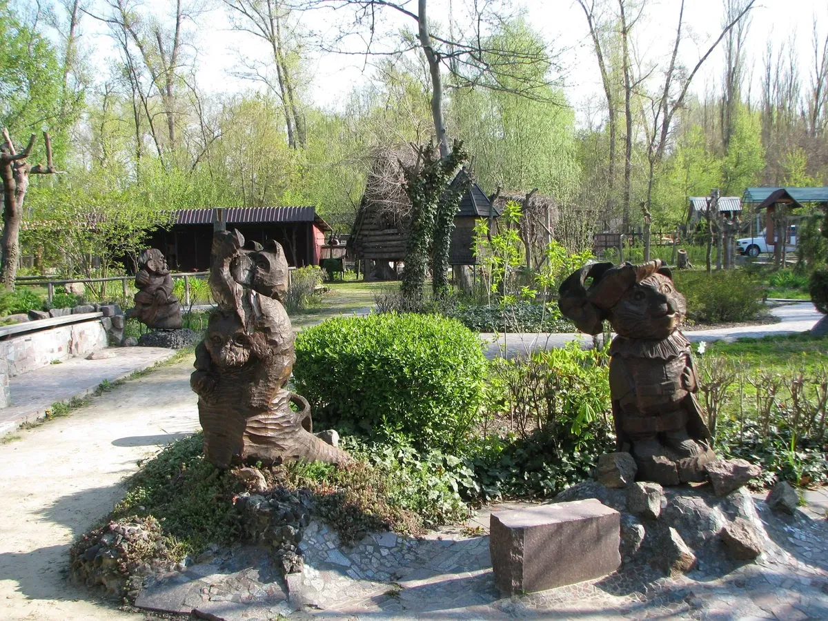 Около 300 животных погибли в затопленном зоопарке в в Новой Каховке