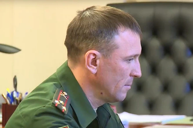 Российский генерал был отправлен в отставку. Он обвиняет руководство в предательстве
