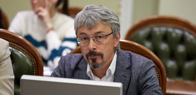 Министр культуры Украины подал в отставку из-за разногласий по поводу финансирования культуры во время войны
