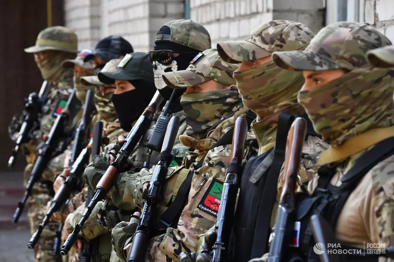 "Важные истории": российские миллиардеры вербуют в свои компании наемников для войны против Украины