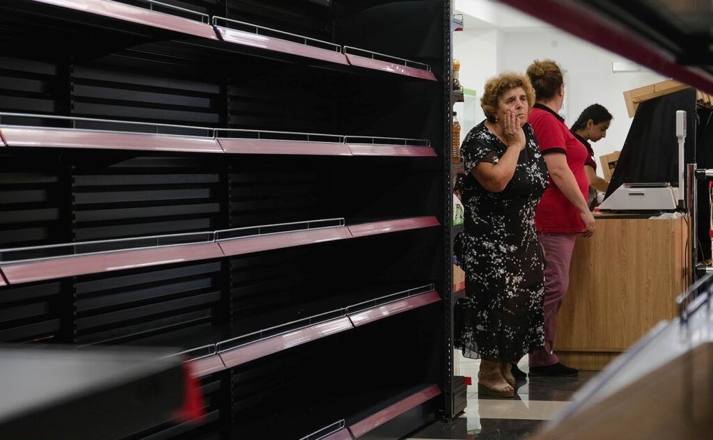 В Нагорном Карабахе заявили о первом случае смерти человека от голода из-за блокады