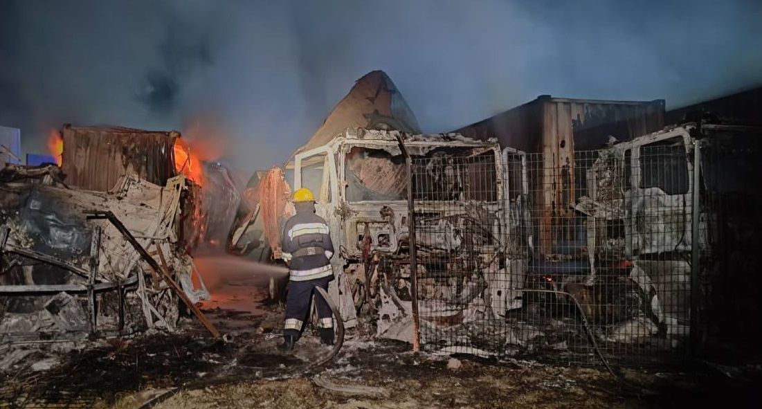 Россия атаковала Одесскую область дронами-камикадзе. Ранены двое водителей фур