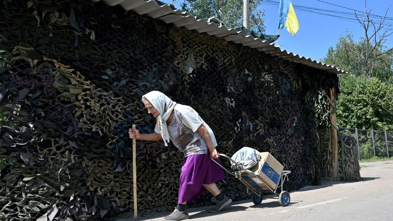 ООН: почти половине населения Украины нуждается в гуманитарной помощи