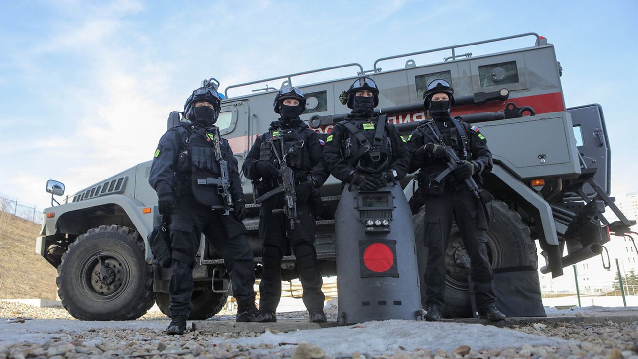 В Госдуме РФ предложили разрешить Росгвардии собирать собственные отряды наемников