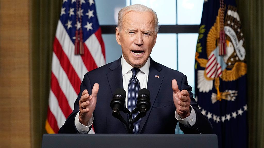 Байден подписал закон о военной помощи Украине на $61 млрд