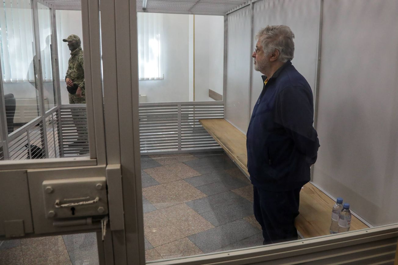 Коломойский подозревается в покушении на адвоката, участвовавшего в споре вокруг запорожской "Днепроспецстали" - Лещенко