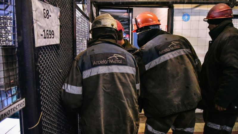 В Казахстане в результате мощного взрыва в шахте погиб как минимум 21 человек