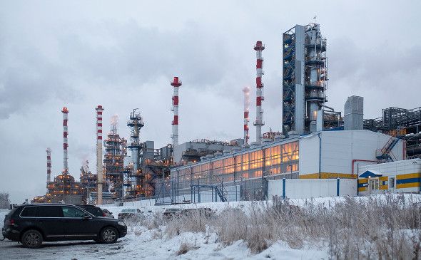 В России закончились зарубежные детали для ремонта нефтяных заводов - СМИ