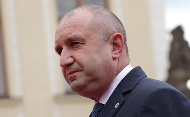 Президент Болгарии наложил вето на поставку Украине старых БТР