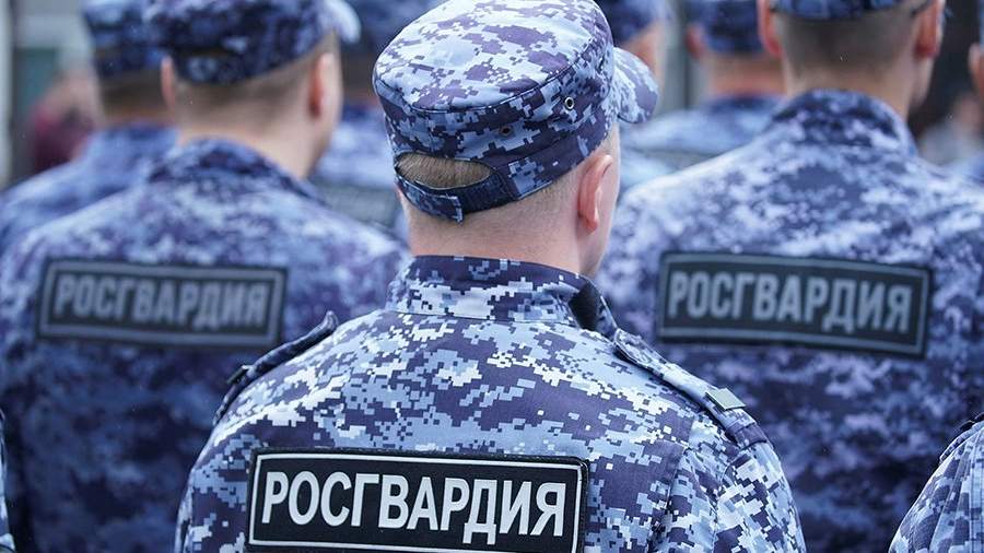 Совет Федерации разрешил Росгвардии вербовать "добровольцев"