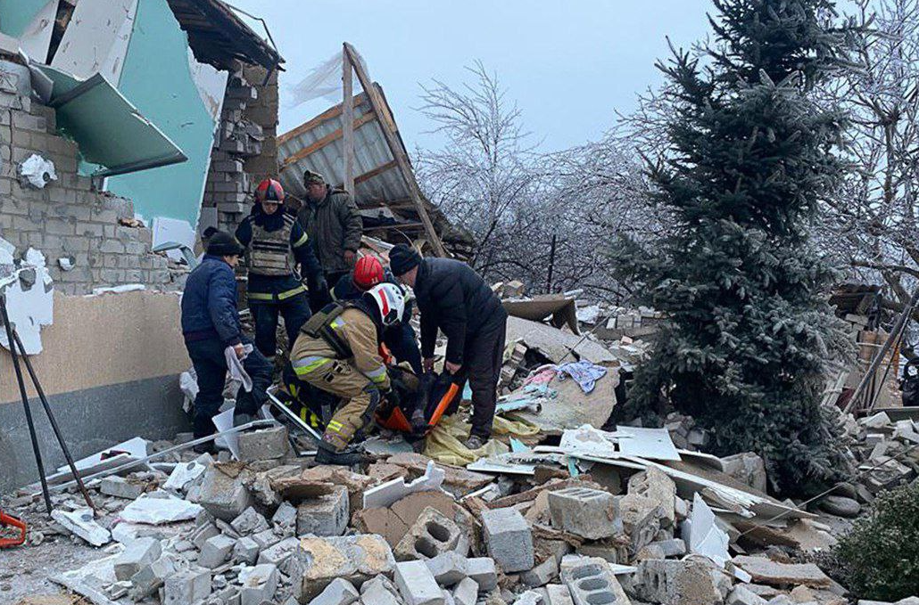 Число жертв утреннего удара РФ по Украине составило не менее 4 человек, ранены более 30