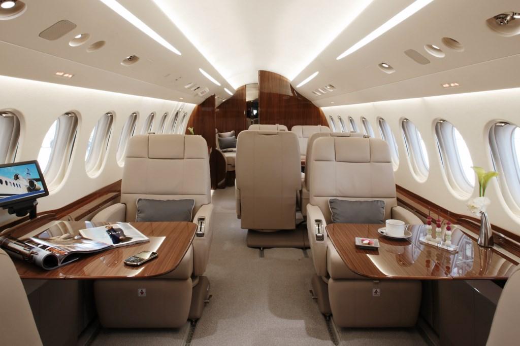 Российский олигарх Дерипаска купил новый самолет за 36 млн долларов в обход санкций – СМИ