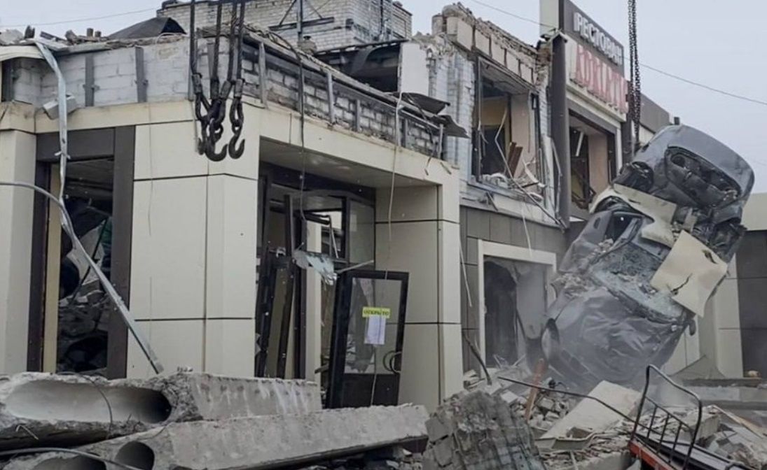 В результате удара по оккупированному Лисичанску погиб "глава МЧС ЛНР"