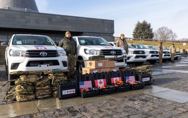 США передали Украине партию спецтехники для разминирования деоккупированных регионов