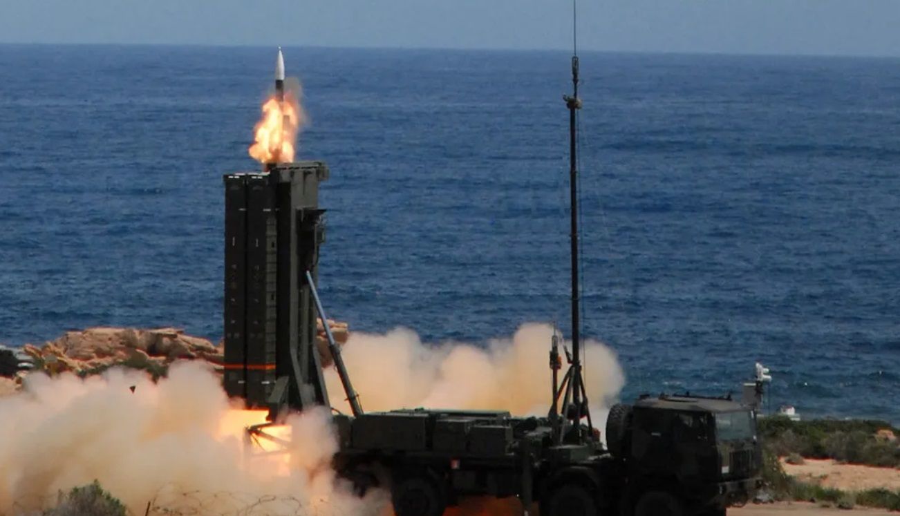 Франция передаст Украине бронетехнику и зенитные ракеты Aster