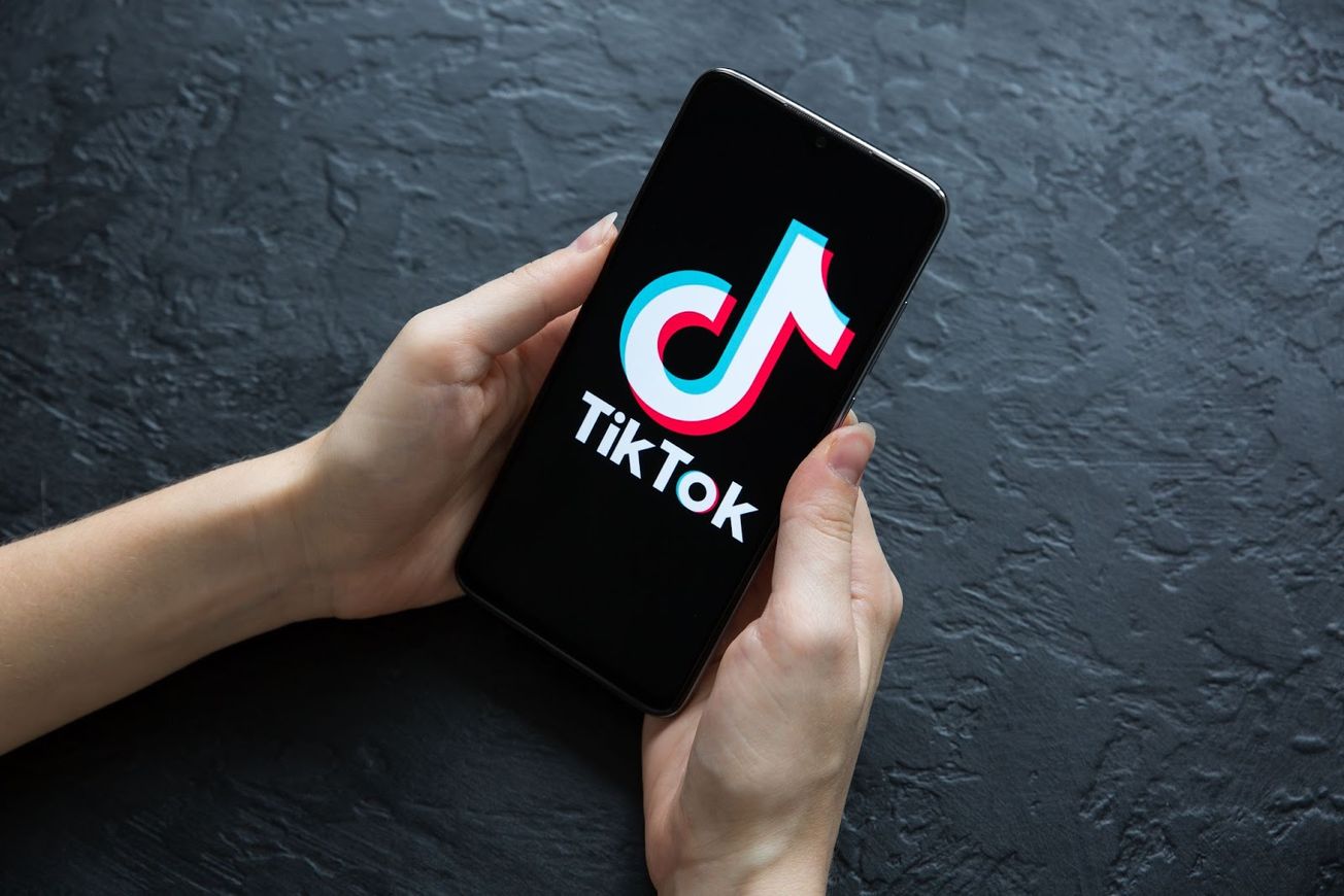 TikTok ограничил распространение контента российских пропагандистов - NYT