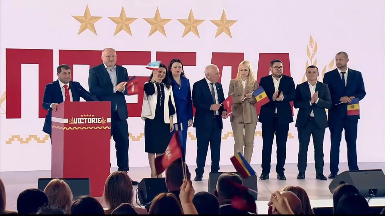 В Молдове полиция изъяла у сторонников пророссийского блока "Победа" более 1 млн долл.