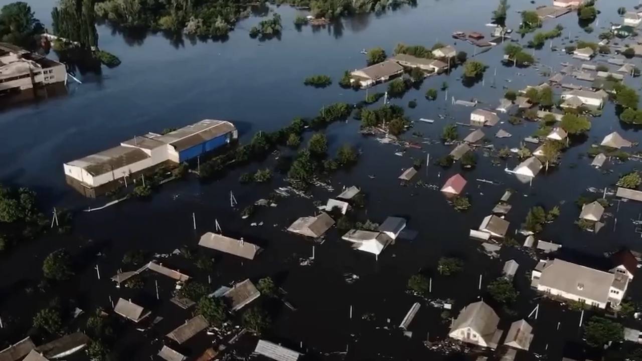 Украина объявила подозрение российскому генералу, приказавшему взорвать Каховскую ГЭС