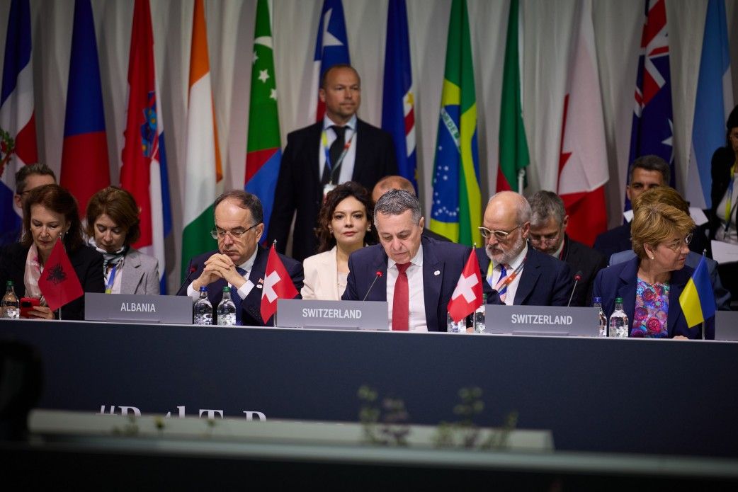 Участники саммита мира в Швейцарии выступили за территориальную целостность Украины