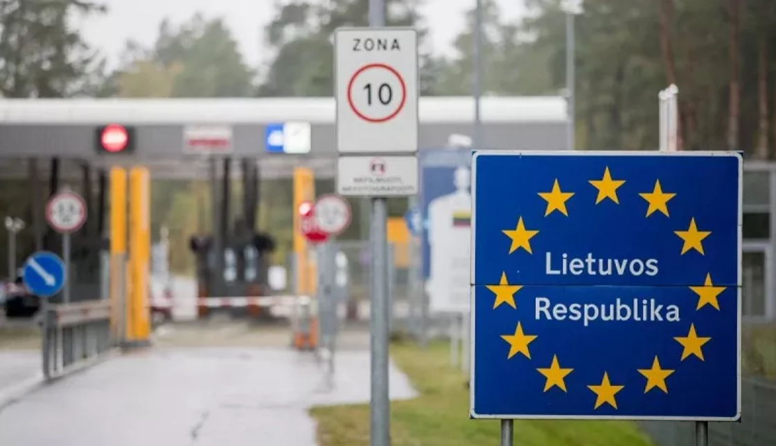 Литва с 18 июля перестанет пропускать легковые автомобили с белорусской регистрацией