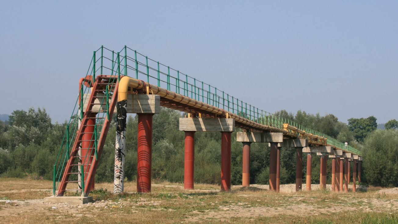 Венгрия оказалась на грани топливного кризиса после блокировки Украиной поставок нефти - POLITICO