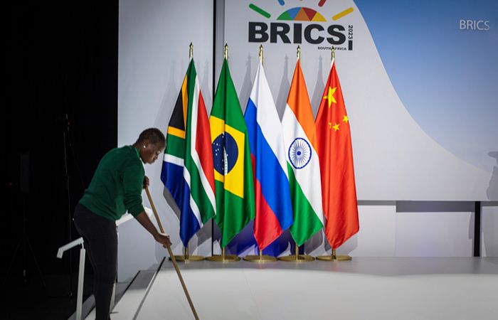 Шри-Ланка хочет присоединиться к БРИКС, куда входят Россия и Китай