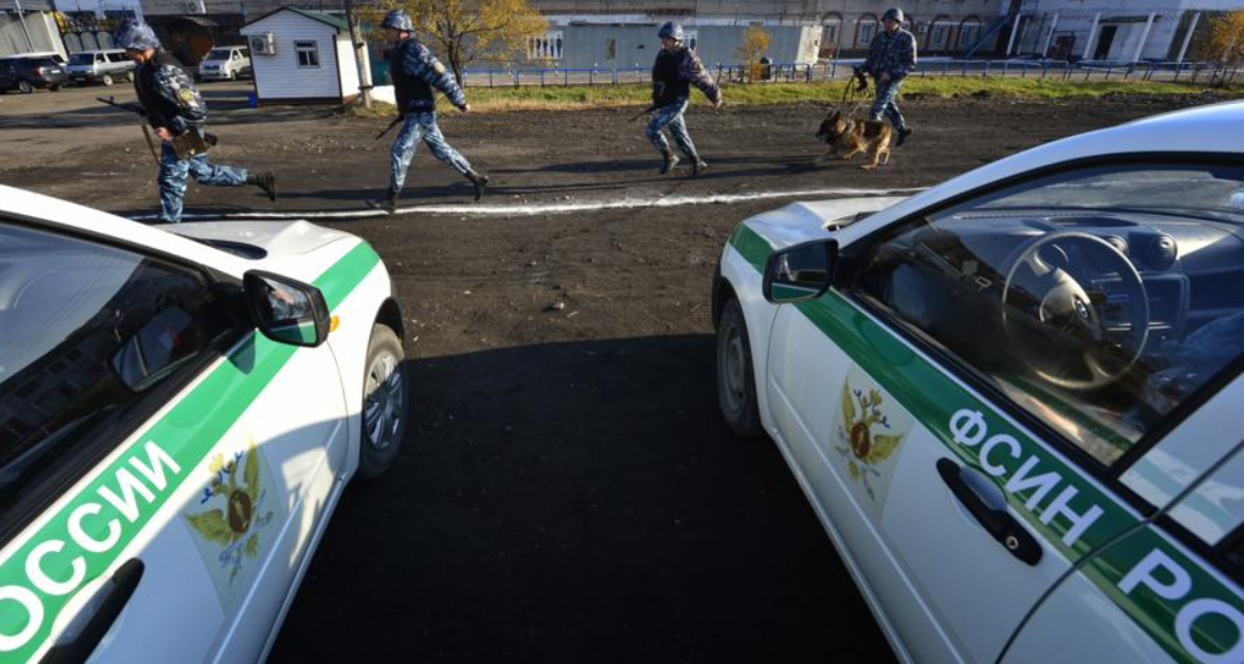 4 заключенных захватили заложников в волгоградской колонии, во время штурма преступников ликвидировали