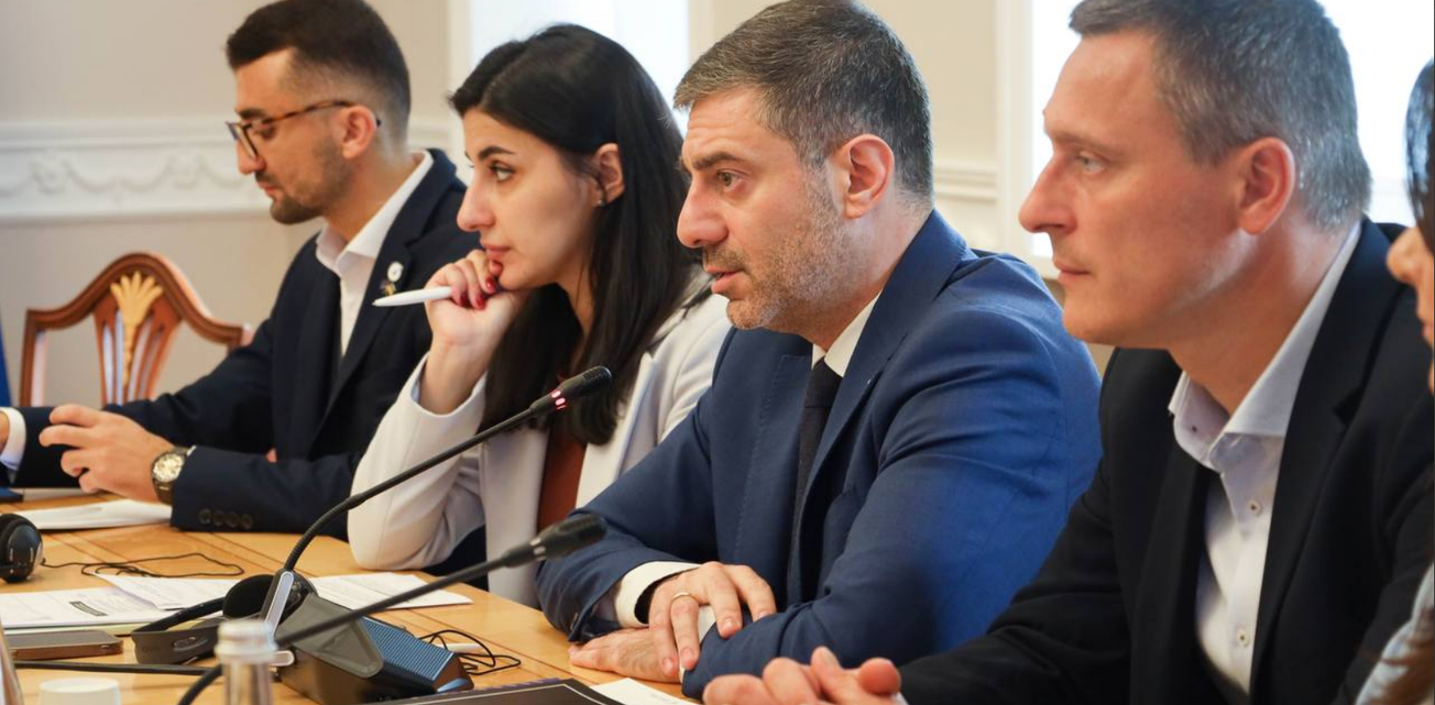 Во Львовской области директора реабилитационного центра заподозрили в издевательстве над детьми