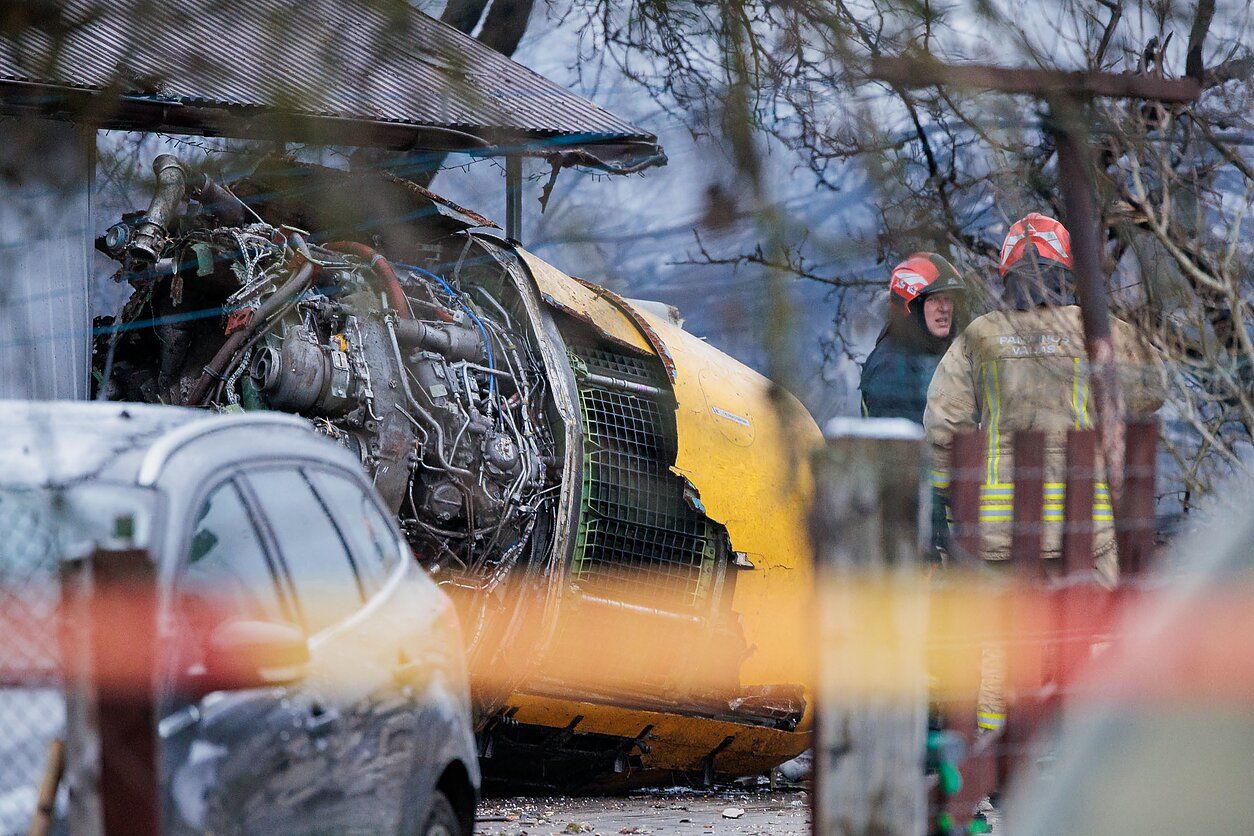 Грузовой самолет разбился рядом с аэропортом Вильнюса